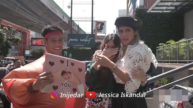 8 Pictures of Jessica Iskandar's Birthday Surprise, Nia Ramadhani Cries Touchingly
