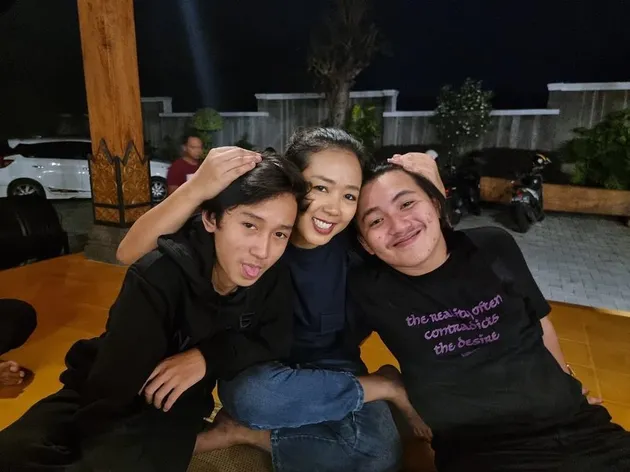 Soimah Keluarga Anak Ganteng 