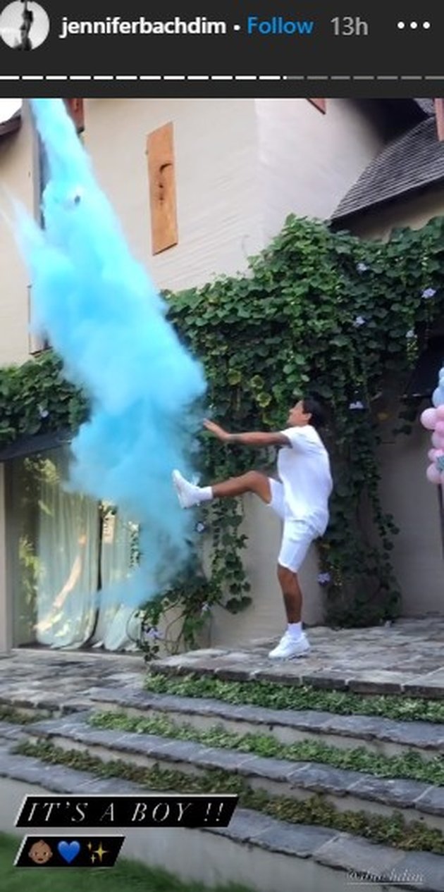 8 Portraits of the Excitement of Jennifer Bachdim's Gender Reveal Party, Their Third Child is a Boy!