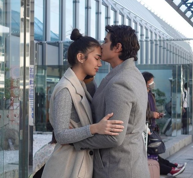 Masih lekat di ingatan bagaimana akting Cinta Brian di BUKU HARIAN SEORANG ISTRI. Ia apik beradu akting dengan Zoe Abbas Jackson di sinetron tersebut.