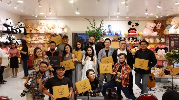 Aviwkila merilis album baru