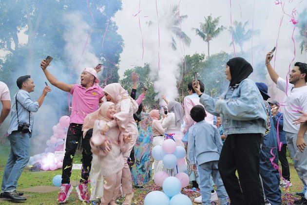 10 Portraits of Aurel Hermansyah and Gen Halilintar's Fun after Gender Reveal, Previously Mentioned Ignored by Atta Halilintar's Family