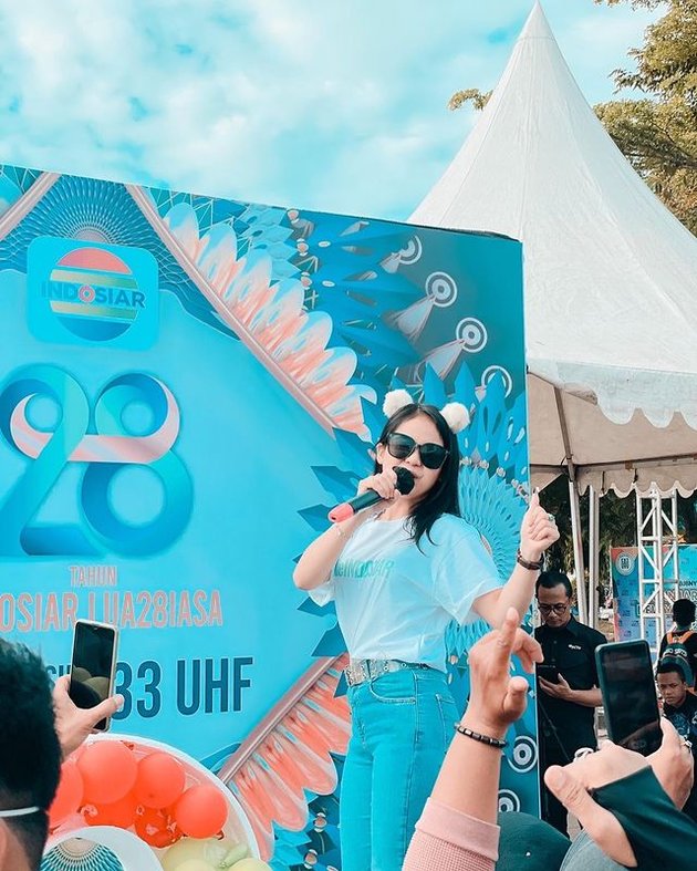 8 Photos of the Excitement of 'Bestie Indosiar' in Banjarmasin, Enlivened by Putri Isnari and Mardon LIDA - There is a Parade and Drum Band