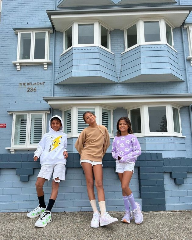 8 Photos of Indah Kalalo's Three Beautiful and Good-Looking Children, All Mixed with Western Features - Ayanna Shows Off Her Long Legs and Steals Attention