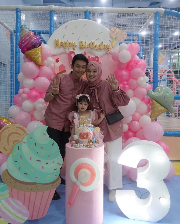 Komika Indonesia bareng istri