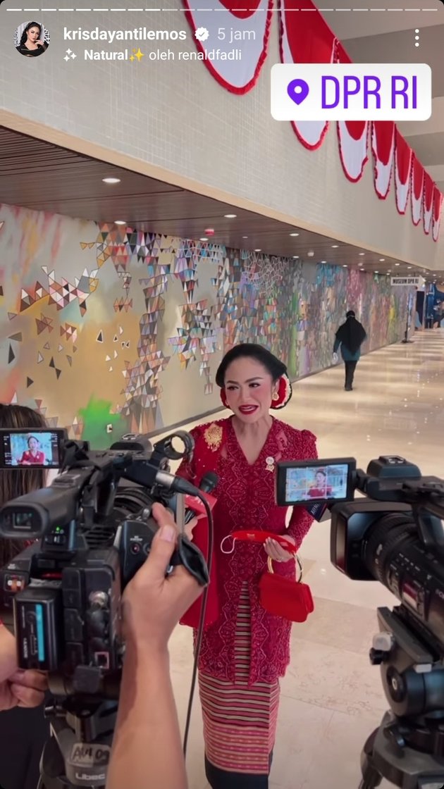 8 Portraits of Krisdayanti Attending the Annual Session of the Indonesian People's Consultative Assembly (MPR RI) 2022, Beautiful and Perfect in Red Kebaya - Like Striding on a Fashion Show Runway