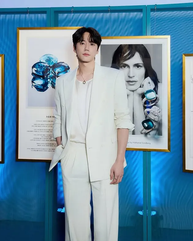 Potret Lee Jun Young 