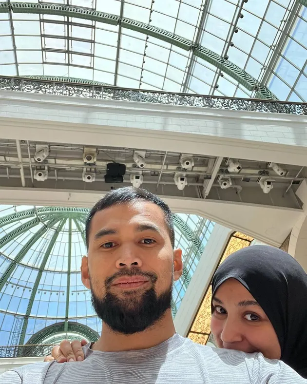 Shireen Teuku Wisnu Dubai Liburan Keluarga