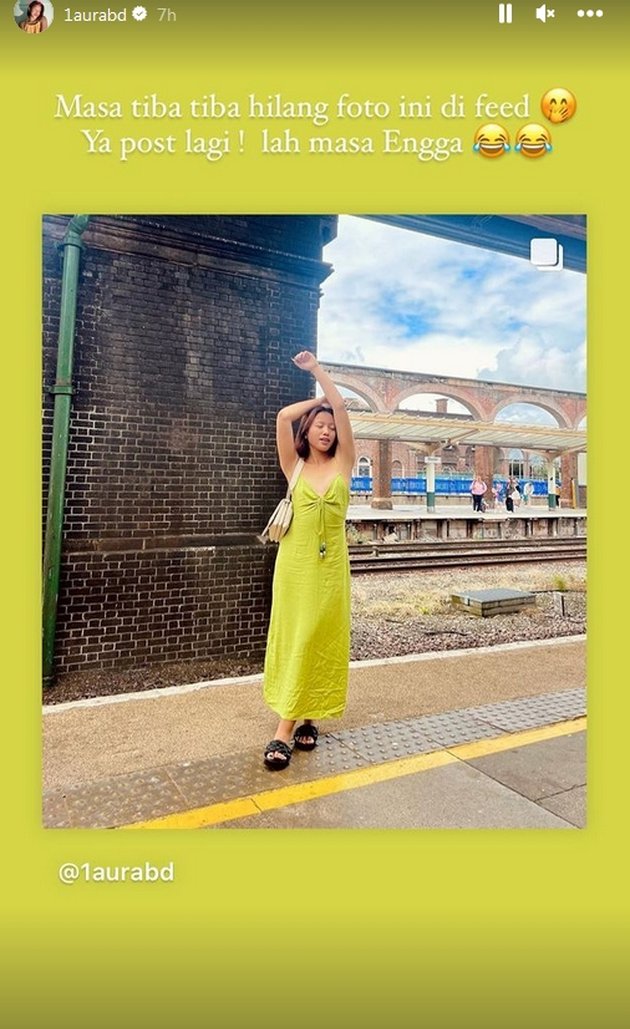 8 Photos of Lolly, Nikita Mirzani's Daughter, Looking Hot in London Wearing Backless and Braless Dress, Comment Section Closed