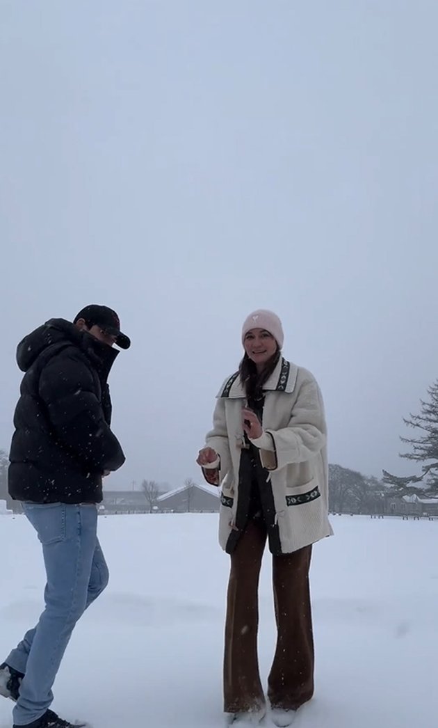8 Photos of Luna Maya's Vacation to Japan, Entertaining Maxime who Just Lost Her Mother - Prilly's Comment Becomes the Highlight