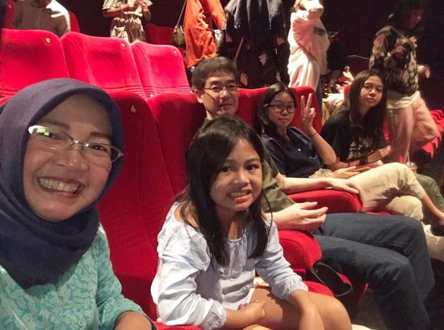 8 Rare Moments of Yuki Kato's Family Full of Warmth, Turns Out They Often Spend Quality Time Together
