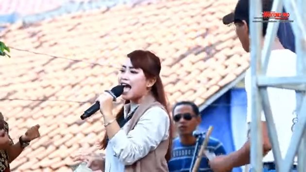 8 Photos of Mpok Alpa When She Was Still a Dangdut Singer, Paid Rp 300 Thousand per Performance - Being the Backbone of the Family