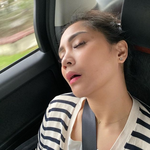 8 Photos of Nagita Slavina Sleeping with Her Mouth Open, 'Still Beautiful'