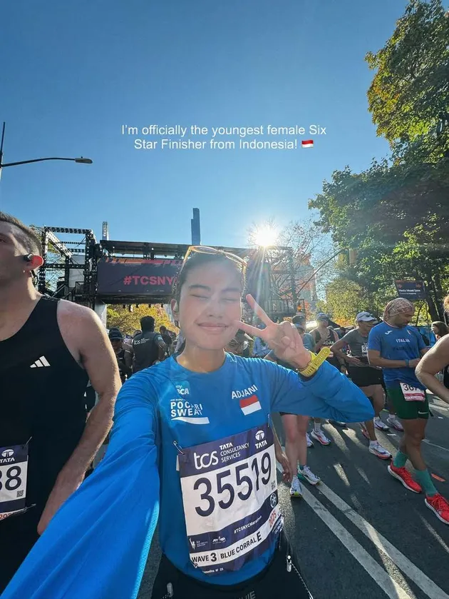 Potret bahagia Namira Adjani  jadi Six Star Finisher Perempuan Termuda Indonesia