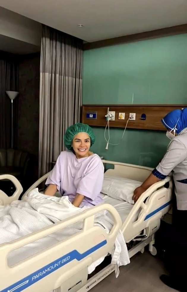 8 Portraits of Nikita Mirzani Undergoing Bone Surgery After Being Released from Prison, Now Undergoing Recovery Process