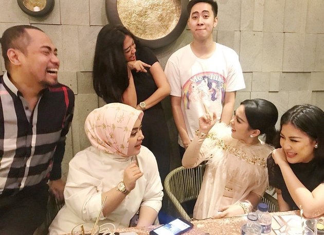 8 Portraits of Oline Mendeng, the Former Cast of 'OB', Now Has a Child and is Close to Syahrini's Family