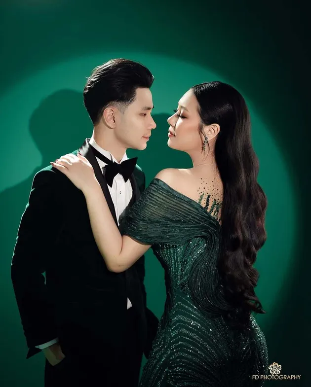 selebritis rayakan Valentine