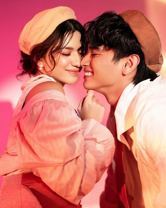 selebritis rayakan Valentine