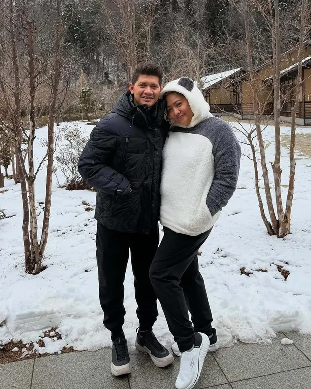 selebritis rayakan Valentine