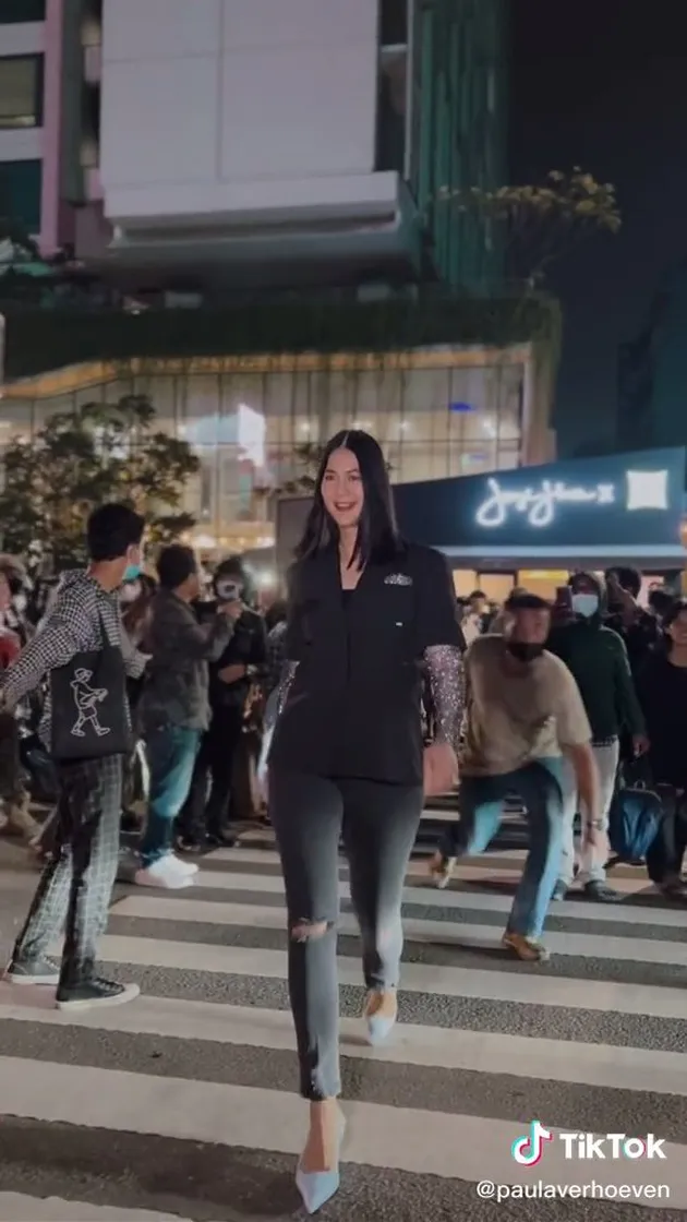 8 Potret Paula Verhouven yang Pernah Jadi Sorotan di Citayam Fashion Week