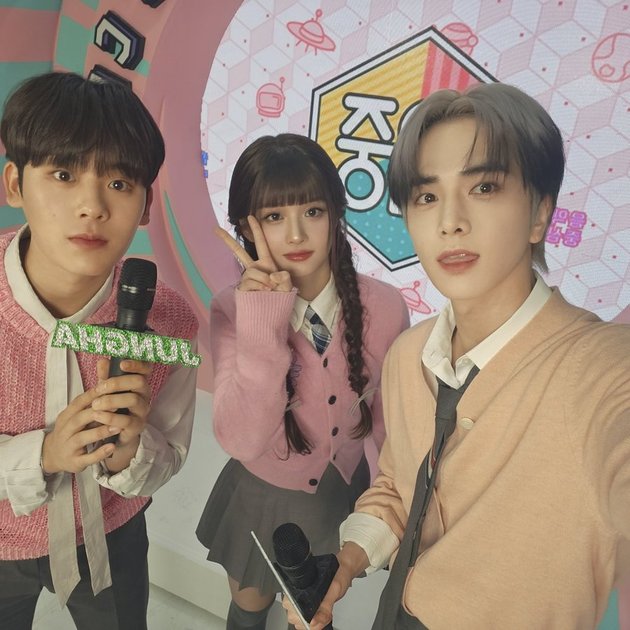 8 Portraits of Moving Drama Actors Lee Jungha and Younghoon The Boyz Become New MCs on MBC Show Music Core, Share Gifts for Fans Who Come!