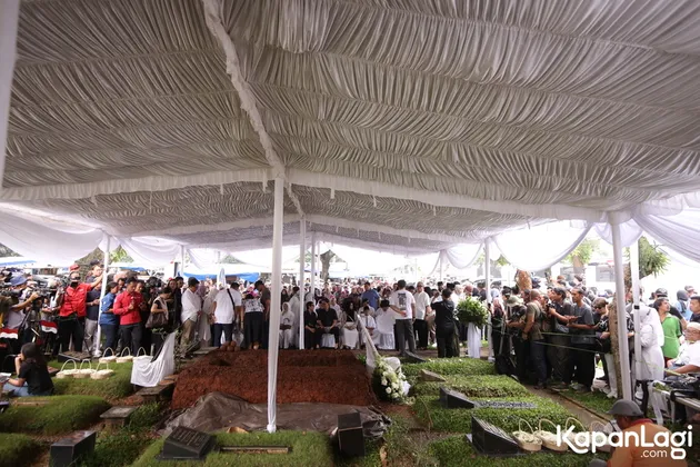 Pemakaman Titiek Puspa
