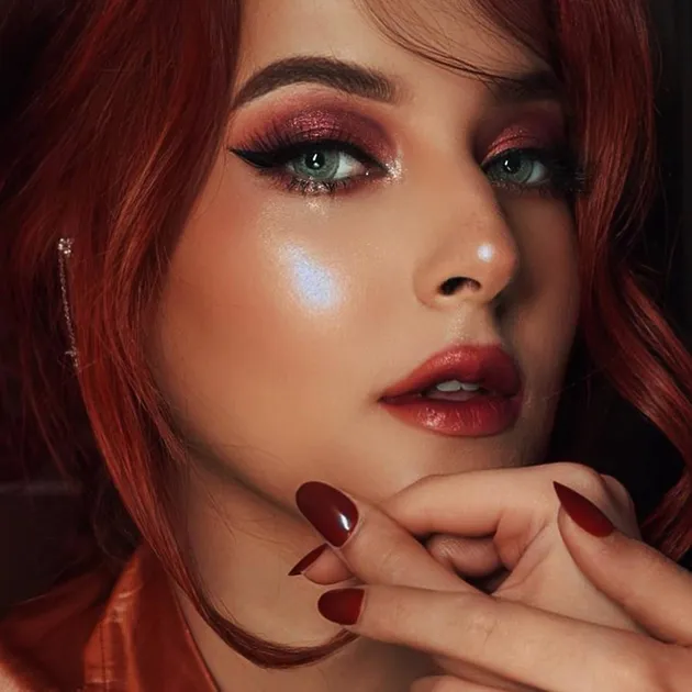 Tasya Farasya Rambut Merah