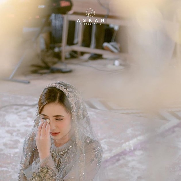 8 Portraits of Ashilla's Pre-Wedding Religious Gathering, Filled with Tears of the Bride-to-Be - Her Appearance Looks Elegant