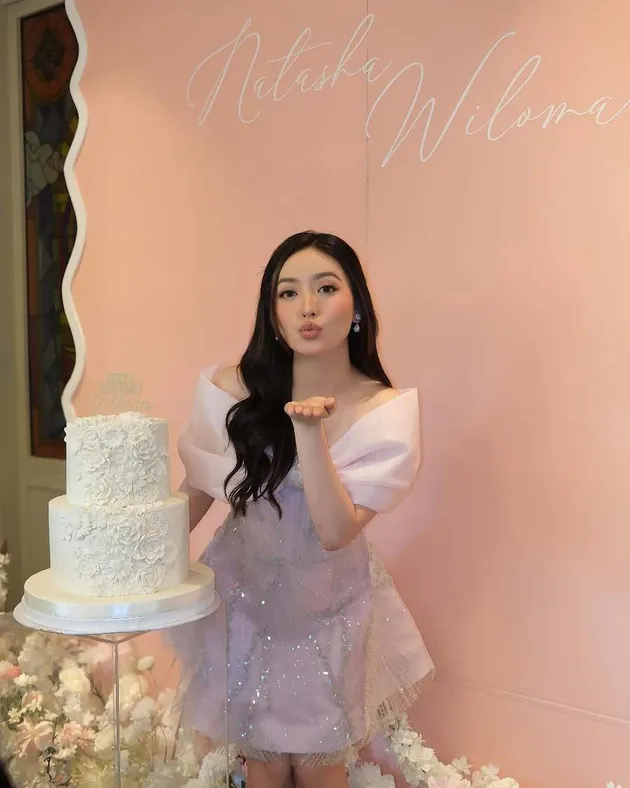 Perayaan Ultah Nastasha Wilona