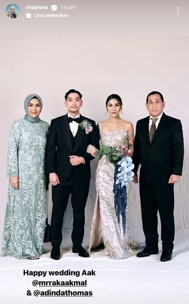 8 portraits of Adinda Thomas and Raka Akmal's Wedding, The Dowry is in the Form of 100 Grams of Precious Metal and Cash Rp8,104,523
