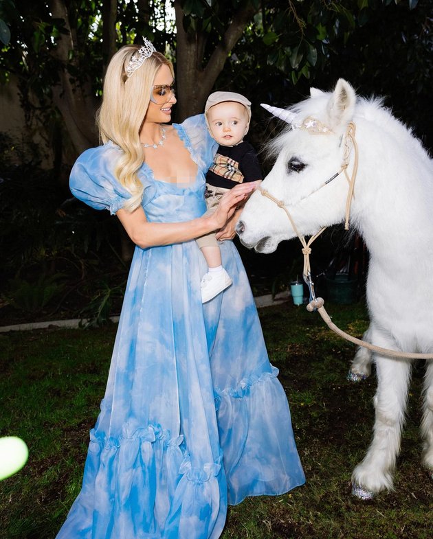 8 Photos of Paris Hilton's Under The Sea Themed Children's Birthday Party, Princess-like Style Stands Out