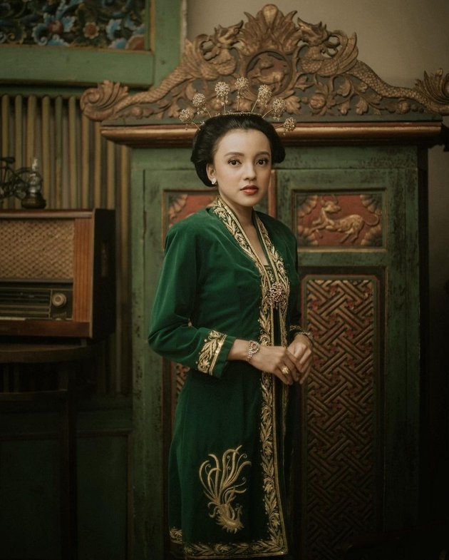 8 Portraits of Nadia Soekarno - Kama Sukarno's Prewedding, Wearing Soraya Haque's Wedding Dress - Dress is 33 Years Old