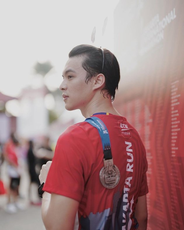 8 Portraits of Rey Mbayang Still Handsome While Running Marathons - Forehead Display Makes People Enchanted