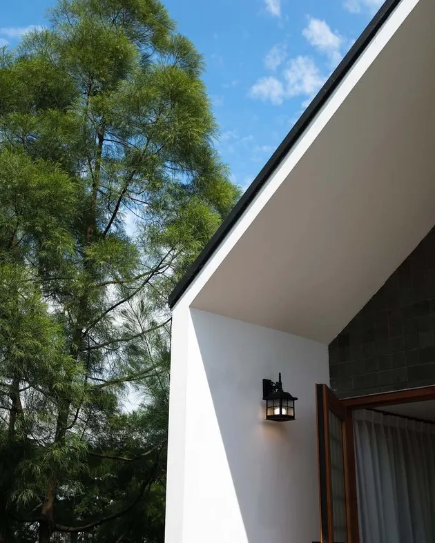 Rumah baru Keisya Levronka