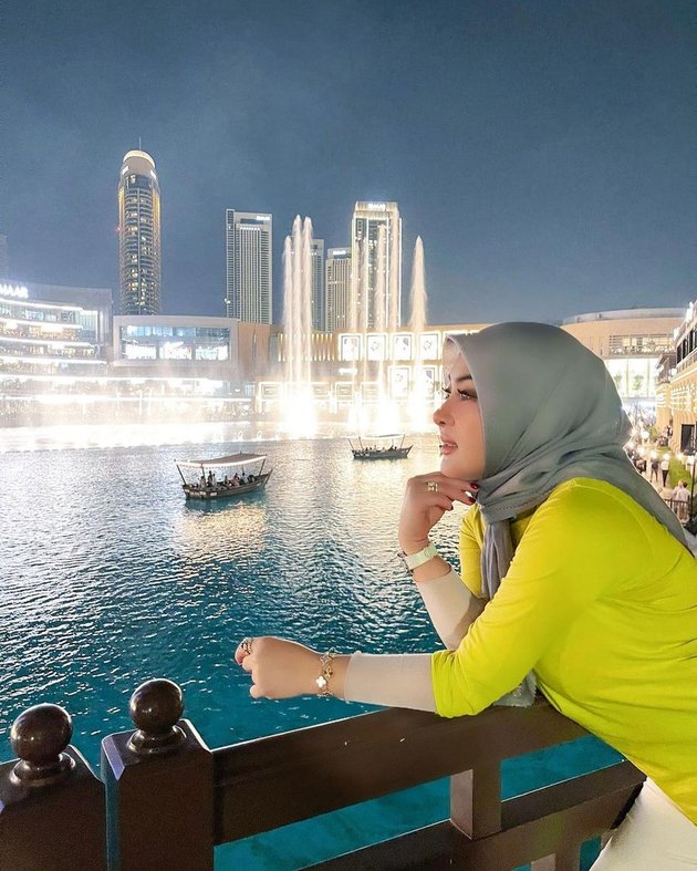 8 Photos of Syahrini Wearing a Rp700 Million Bracelet During Vacation in Dubai, Nearly a Month Staying There - Showing Affection with Reino Barack