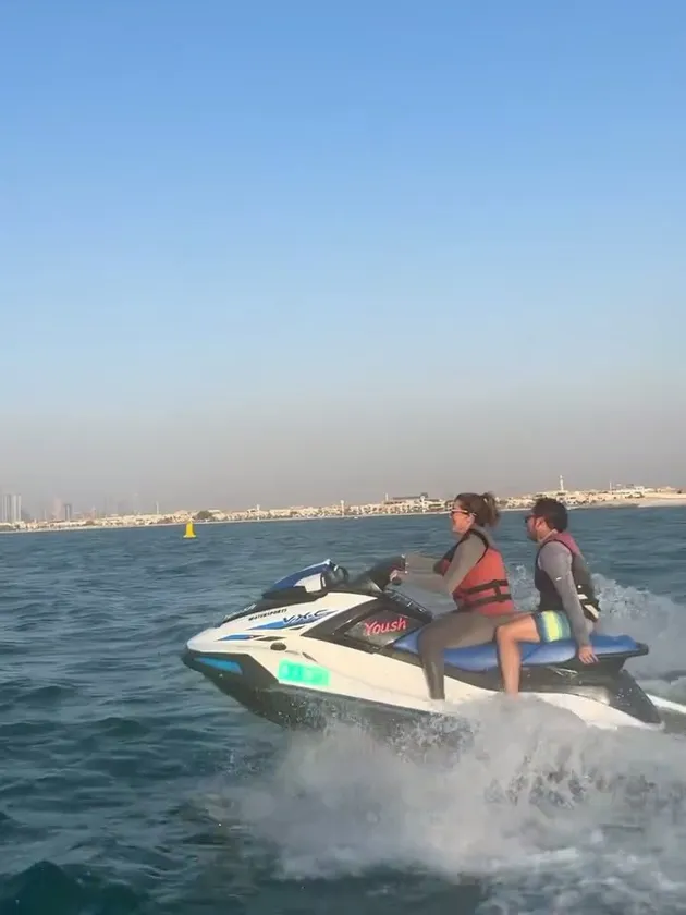 Tasya Farasya sukses kendalikan jet ski
