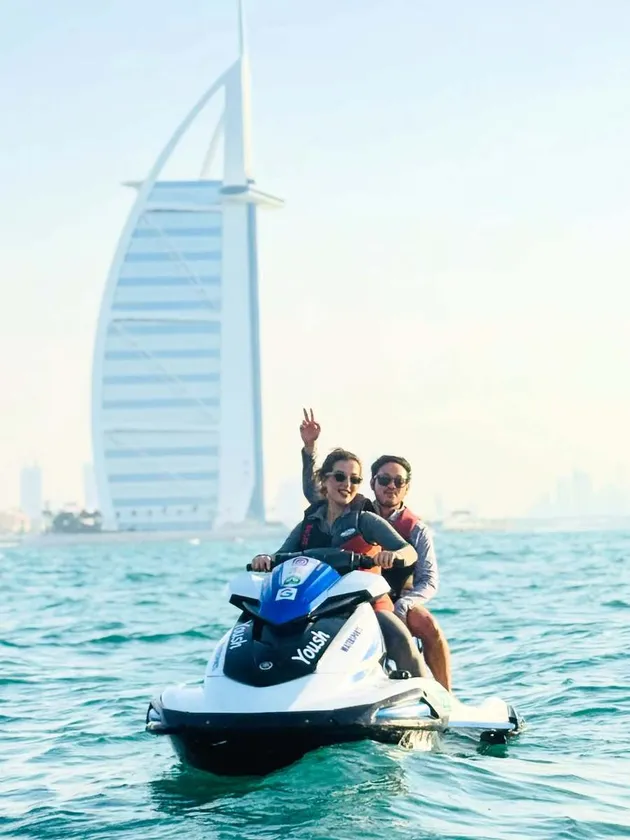 Potret Tasya Farasya main jet ski
