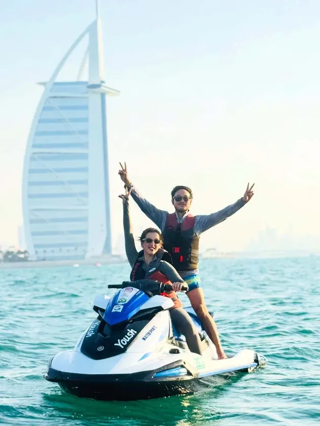 Tasya Farasya asyik Main Jet Ski di Dubai