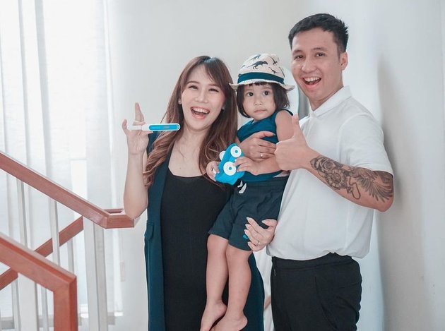 8 Latest Photos of Cherly Juno, Former Leader of Cherrybelle, Announcing Second Pregnancy - Even More Beautiful and Enchanting!