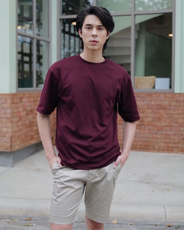 8 Latest Portraits of Peach Pachara 'SUCKSEED', Looking Handsome with Long Hair and Thin Mustache