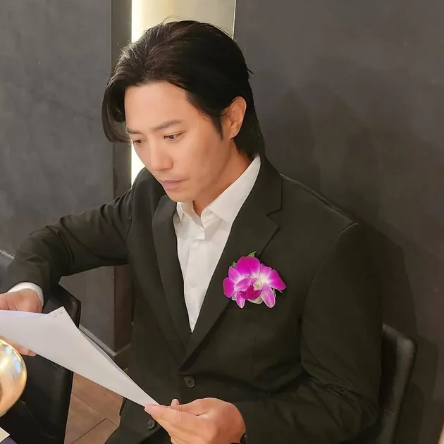 Potret Transformasi Jin Goo 