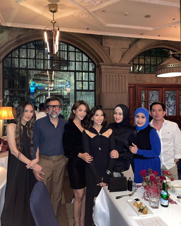 8 Potret Ulang Tahun Alisia Rininta, Star of the Soap Opera 'TAKDIR CINTA YANG KUPILIH', Held Festive and Attended by Artists