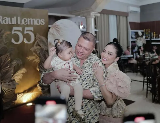 Perayaan ulang Tahun Raul Lemos ke-55