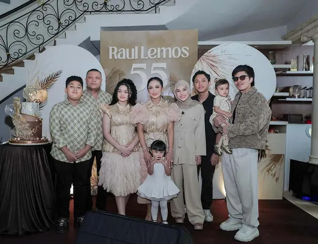 Perayaan ulang Tahun Raul Lemos ke-55