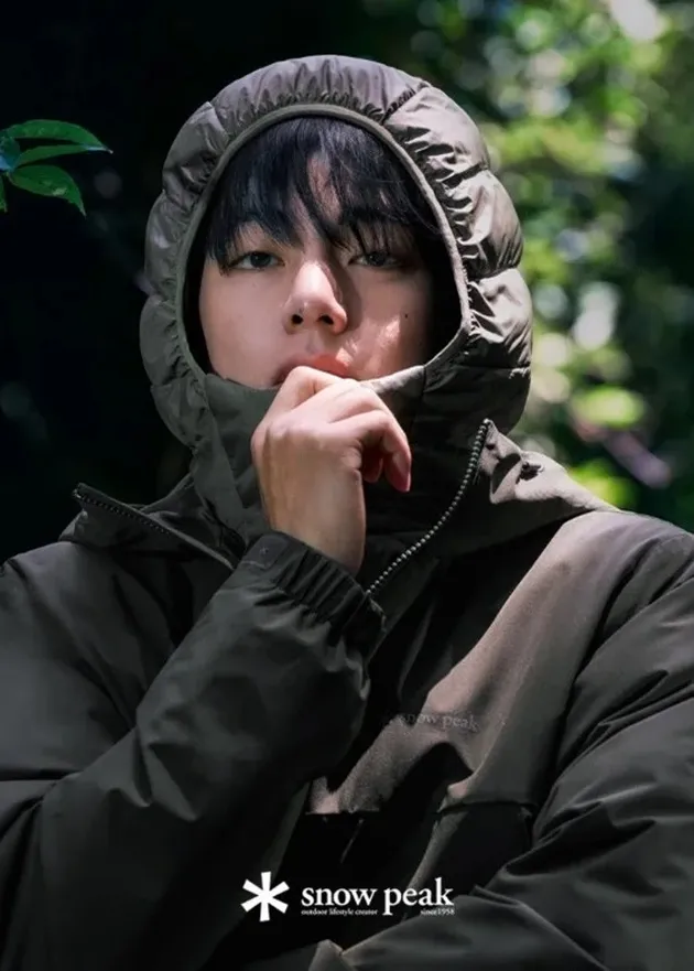Potret V BTS jadi anak gunung