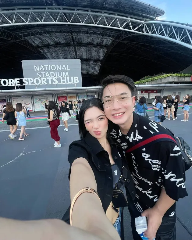 Wika Salim Konser Coldplay