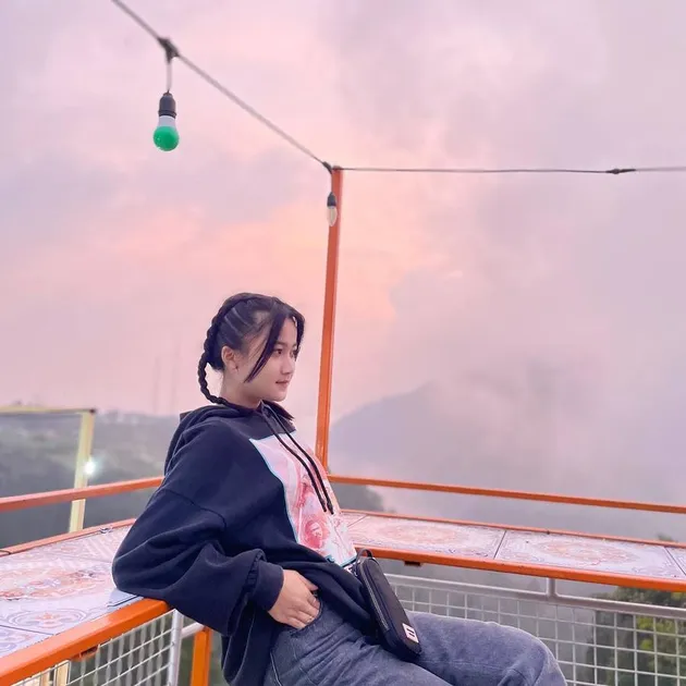 Yessa Oktafia adik Yeni Inka