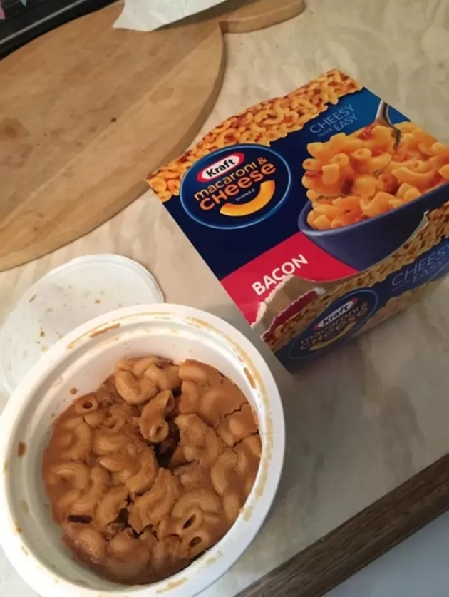 Makanan Tak Sesuai Dengan Kemasan