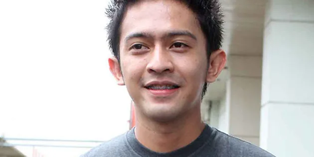 kasus pemukulan, aktris terlibat kasus pemukulan