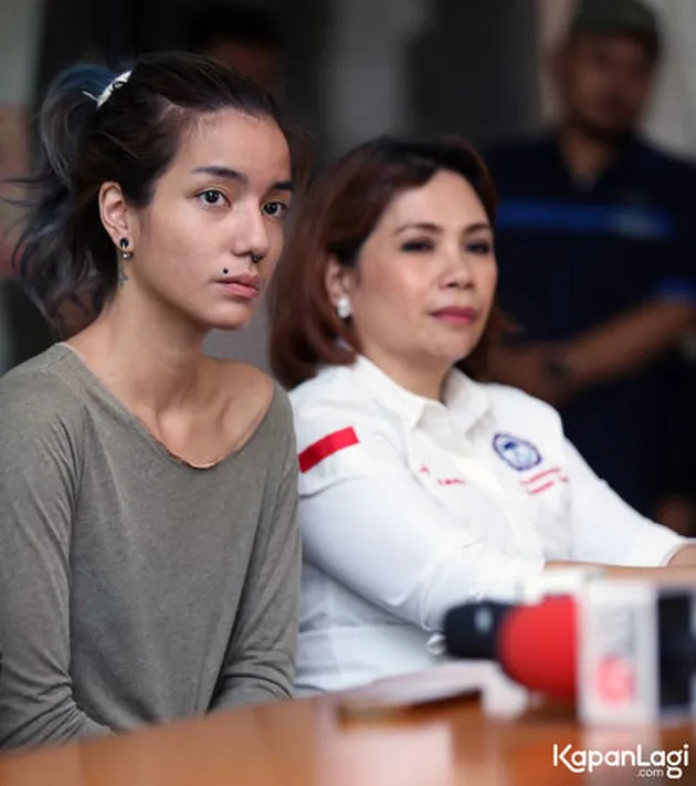 kasus pemukulan, aktris terlibat kasus pemukulan